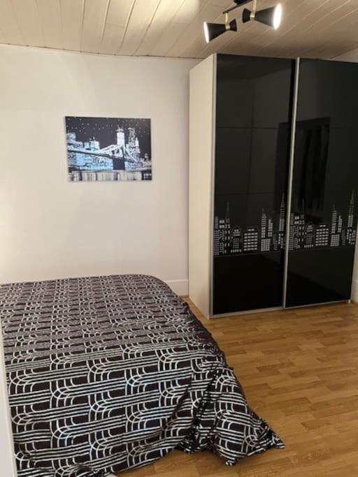 Joli Appartement Centre Nevers Eksteriør billede